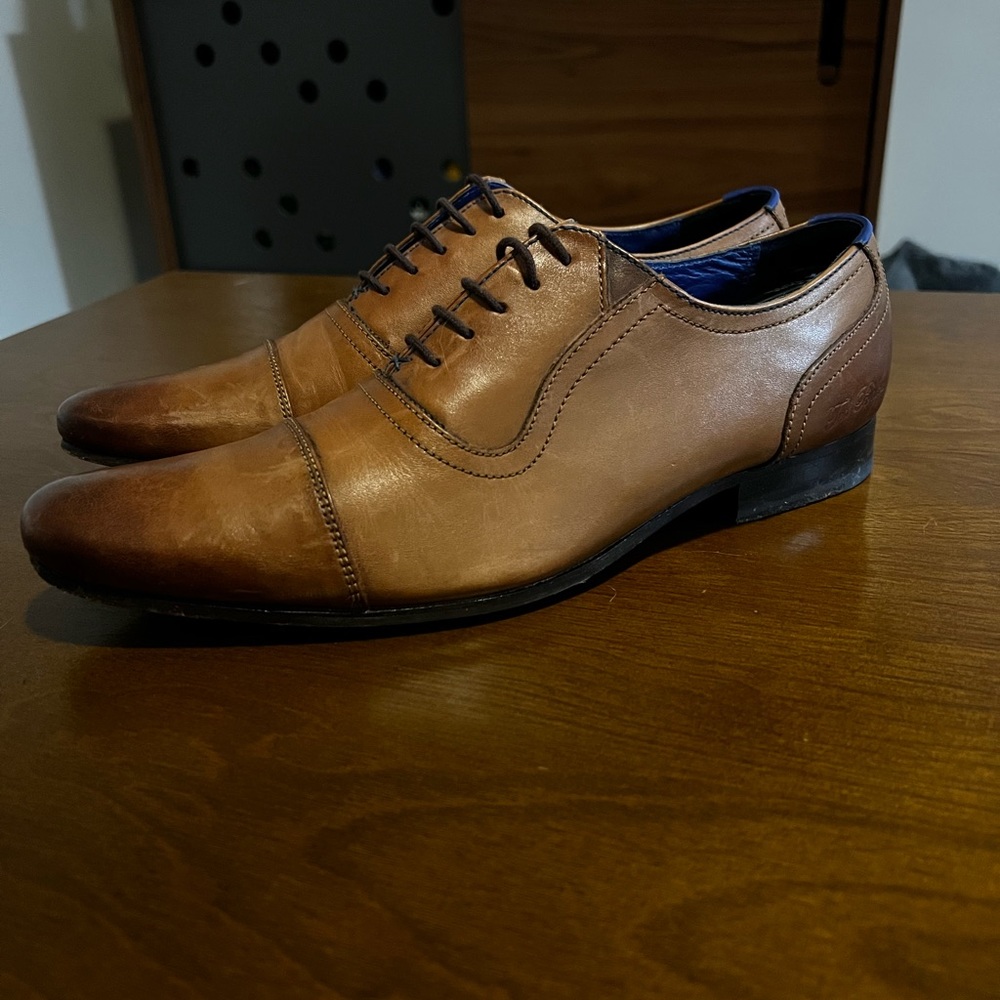 Ted Baker Cap Toe Oxfords, EXCELLENT Condition!